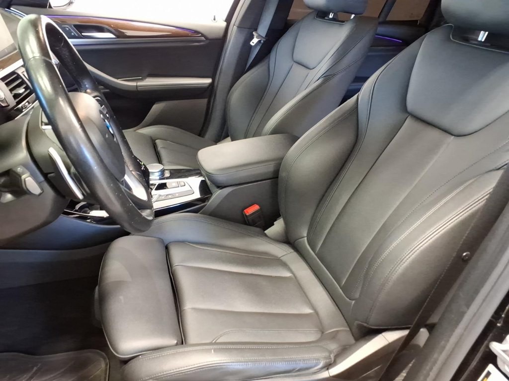 2021 BMW X3 Image 18
