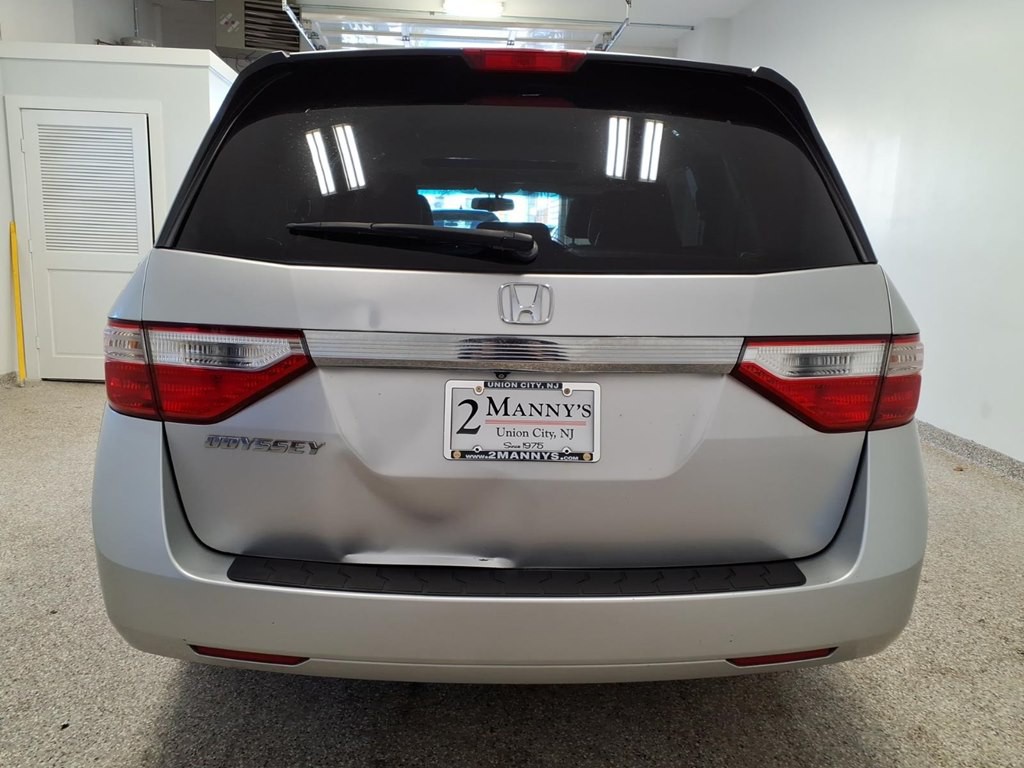 2012 Honda Odyssey Image 5