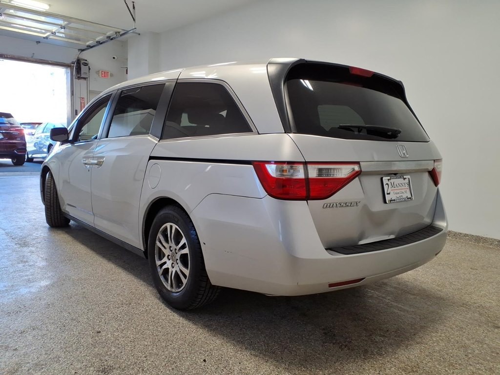 2012 Honda Odyssey Image 6