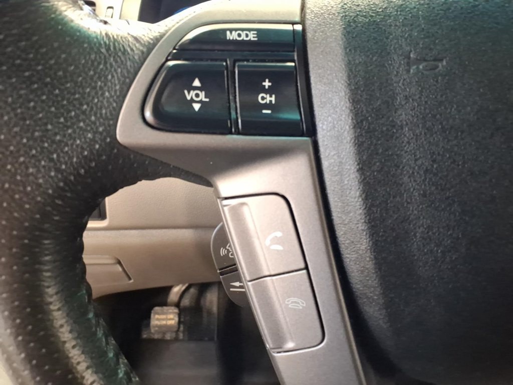 2012 Honda Odyssey Image 11