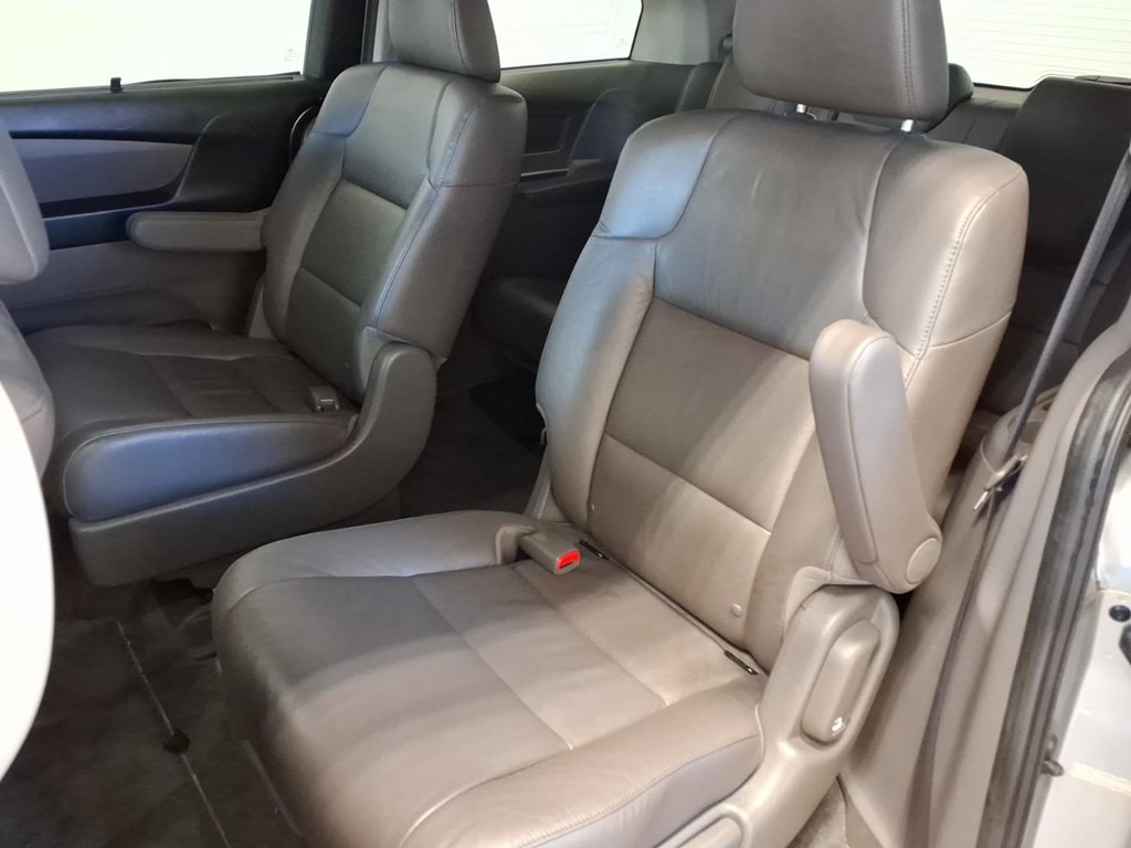 2012 Honda Odyssey Image 19