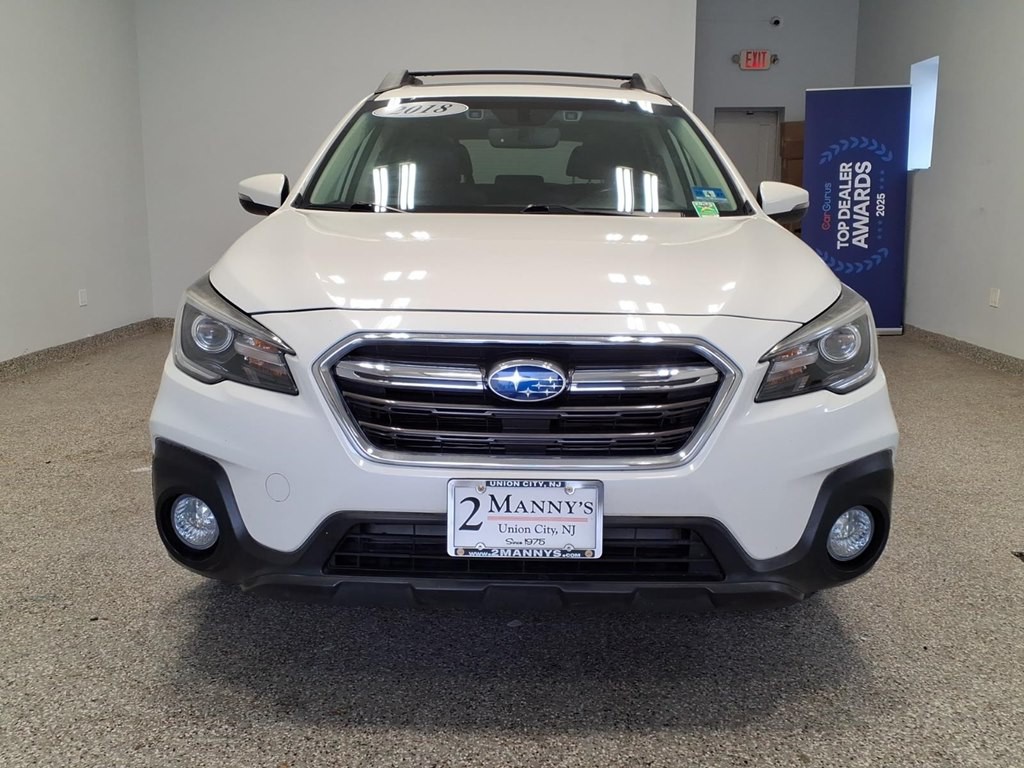 2018 Subaru Outback Image 2