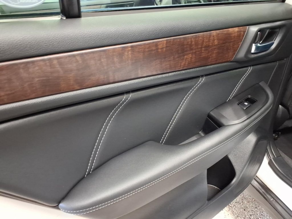 2018 Subaru Outback Image 21