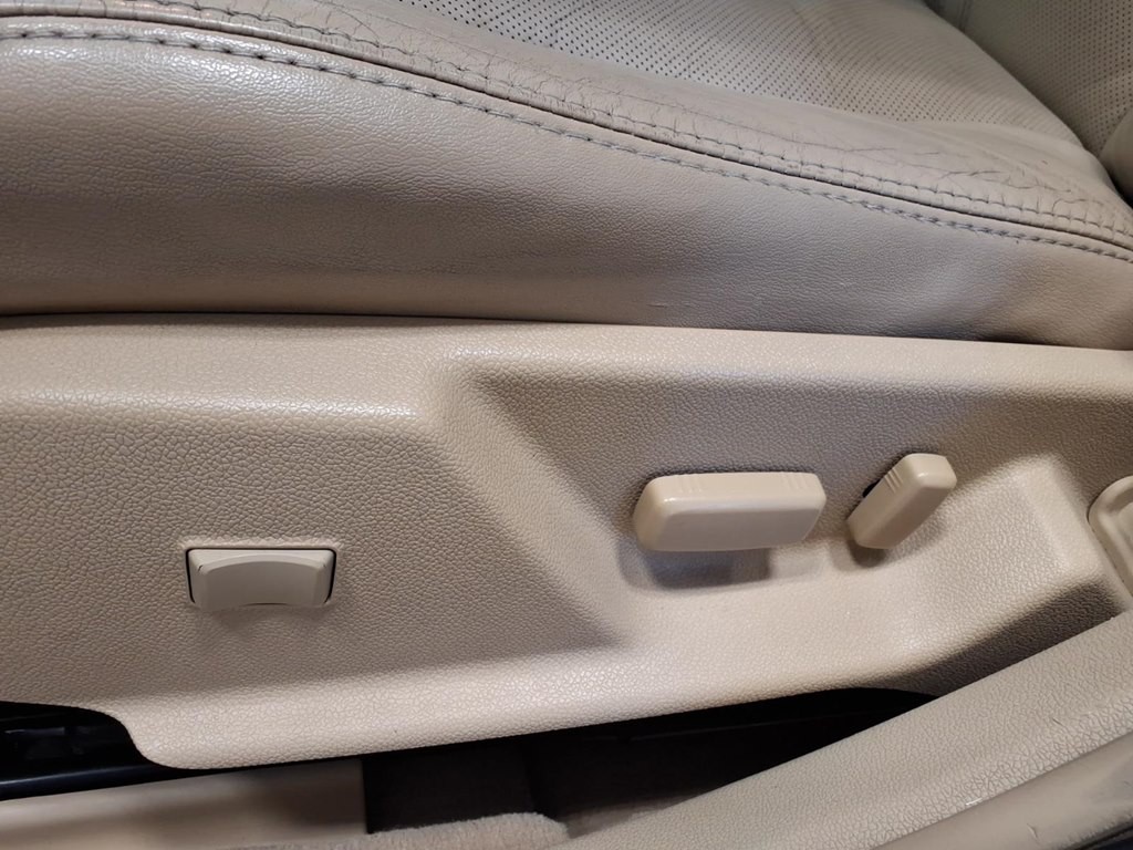 2012 Cadillac CTS Image 17