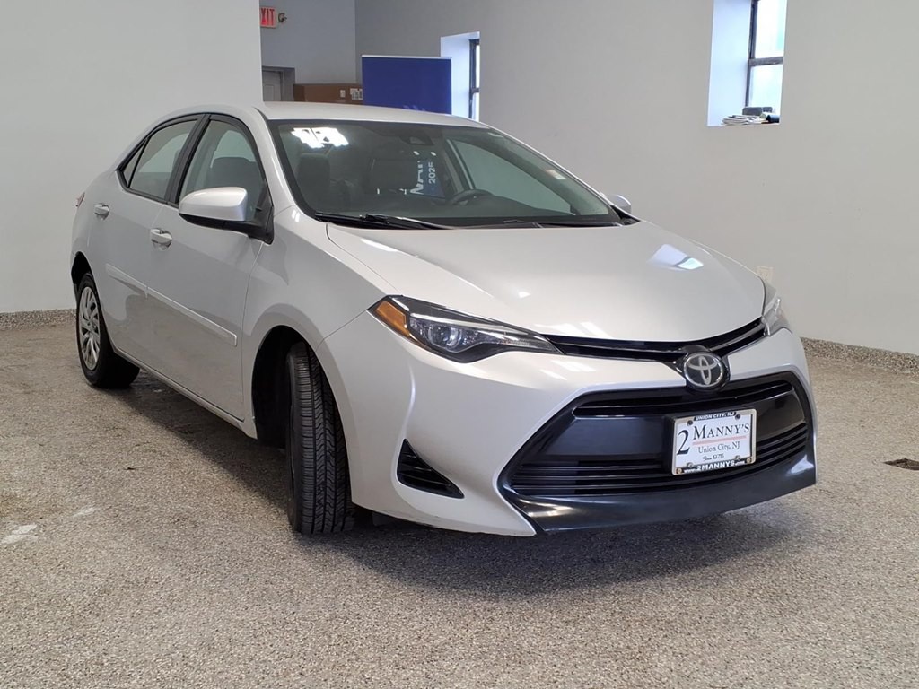 2017 Toyota Corolla Image 3