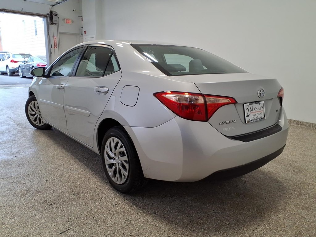 2017 Toyota Corolla Image 6