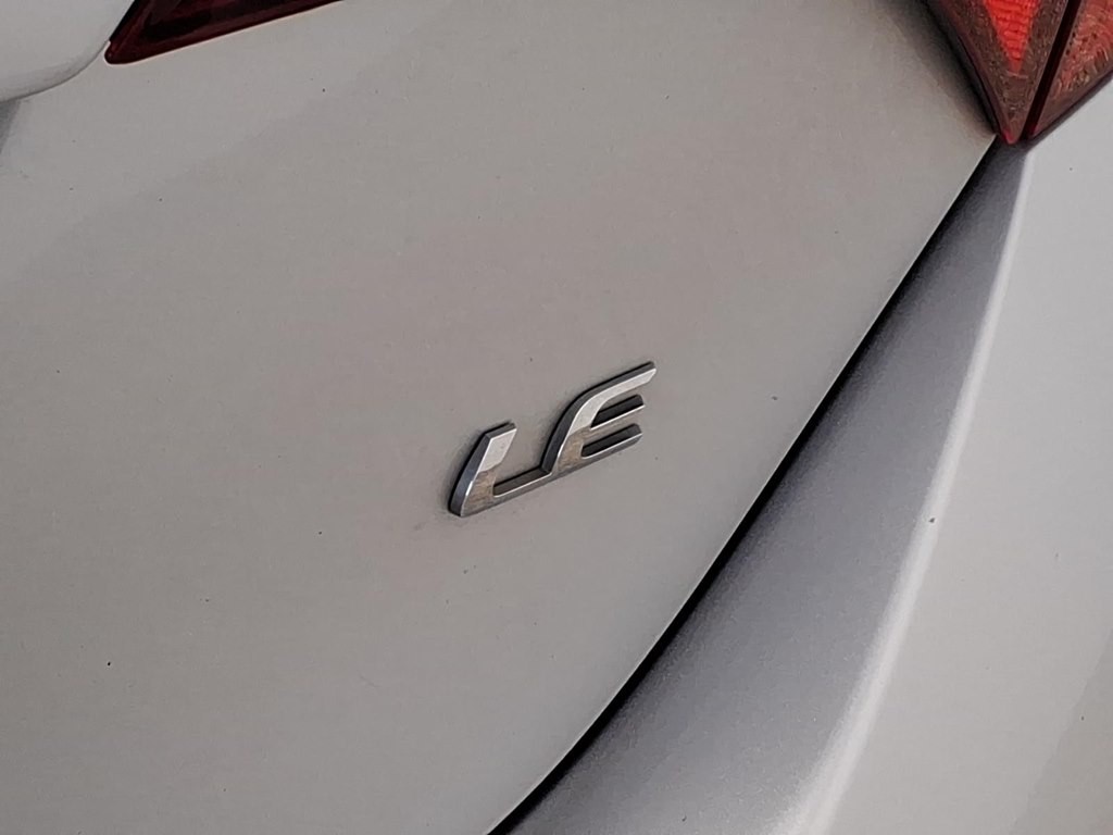 2017 Toyota Corolla Image 22