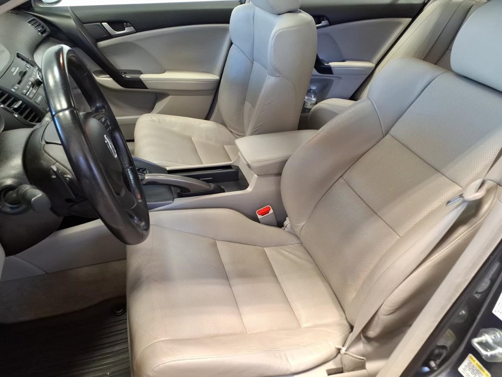 2010 Acura TSX Image 15