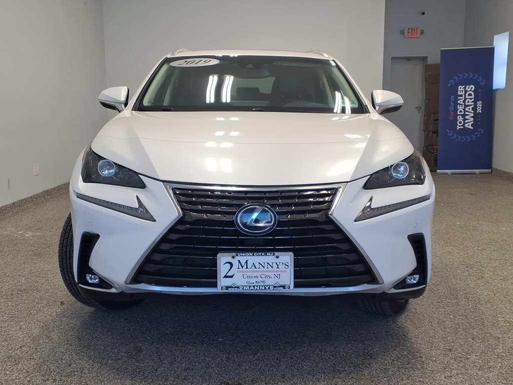 2019 Lexus NX 300 Image 2