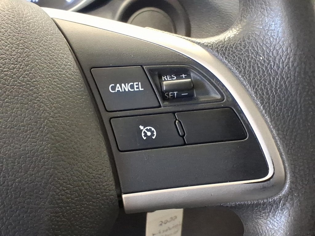 2022 Mitsubishi Outlander Image 13