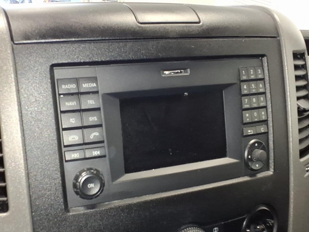 2014 Mercedes-Benz Sprinter Image 12