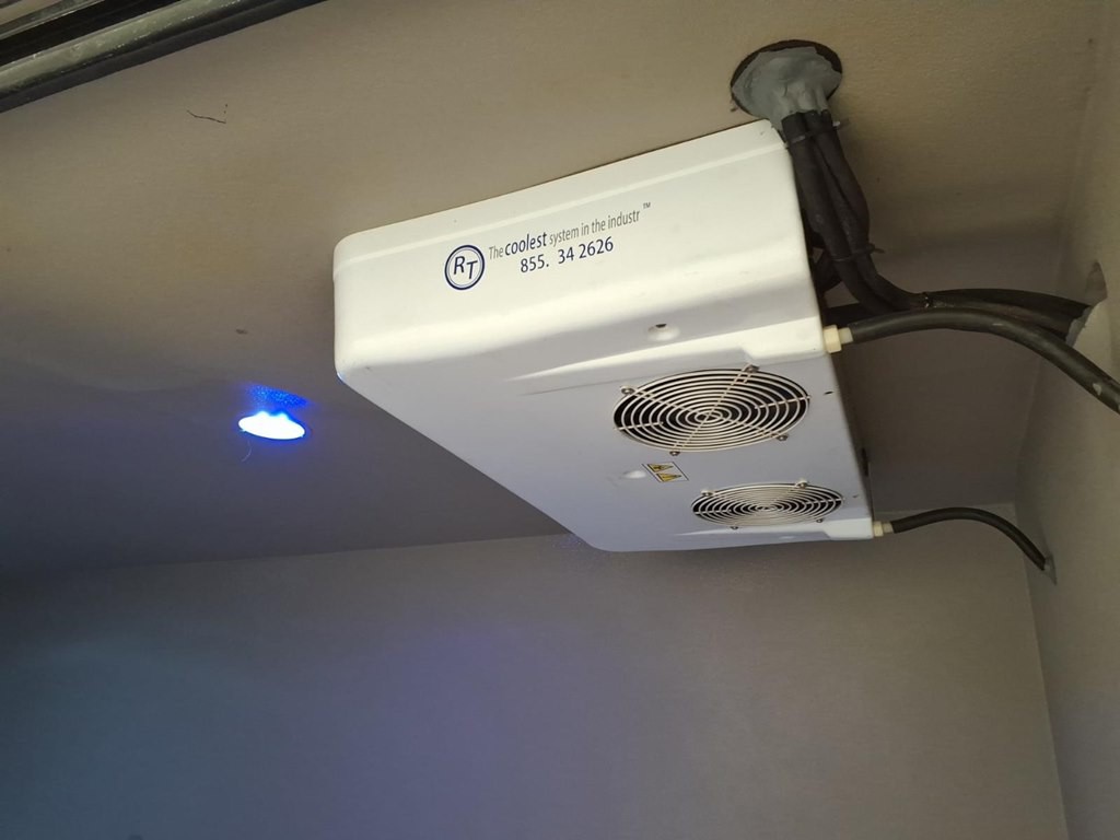 2014 Mercedes-Benz Sprinter Image 16