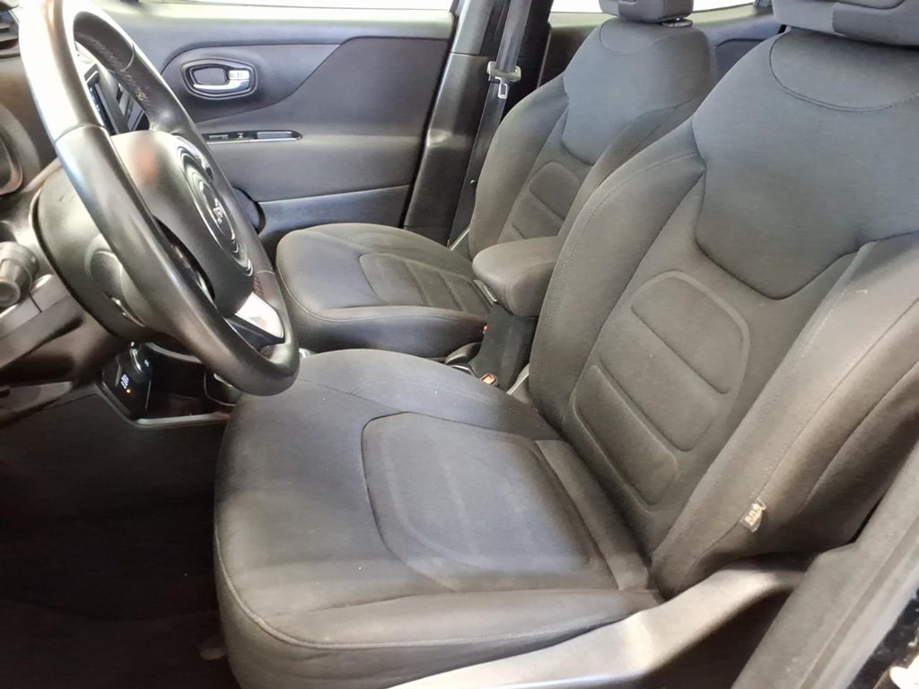 2019 Jeep Renegade Image 17
