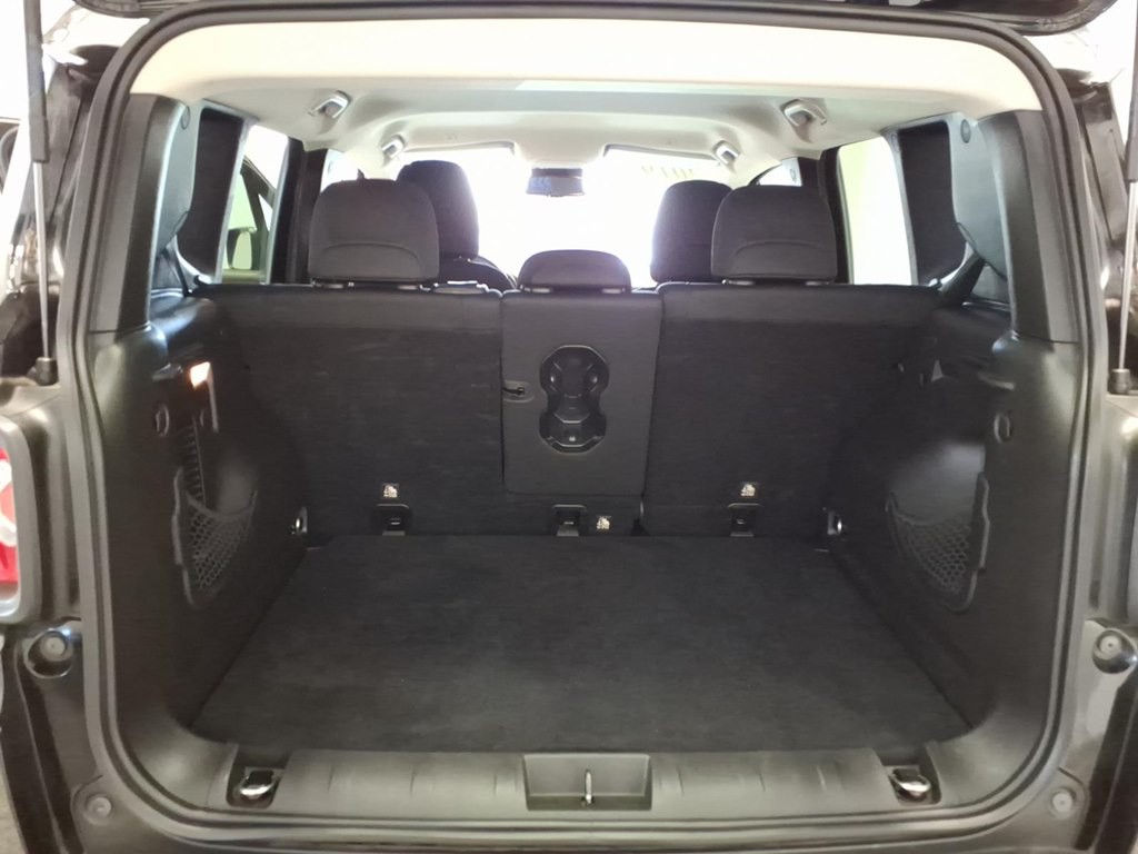2019 Jeep Renegade Image 23