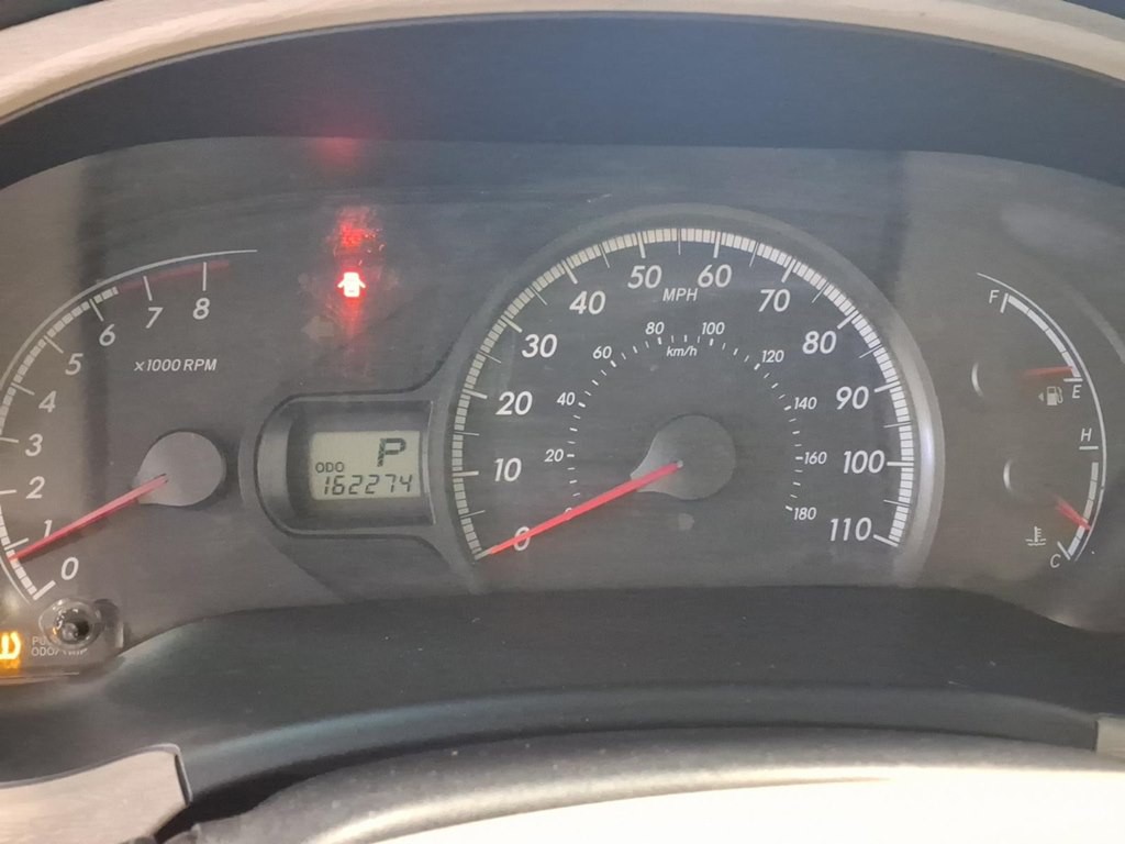 2011 Toyota Sienna Image 12