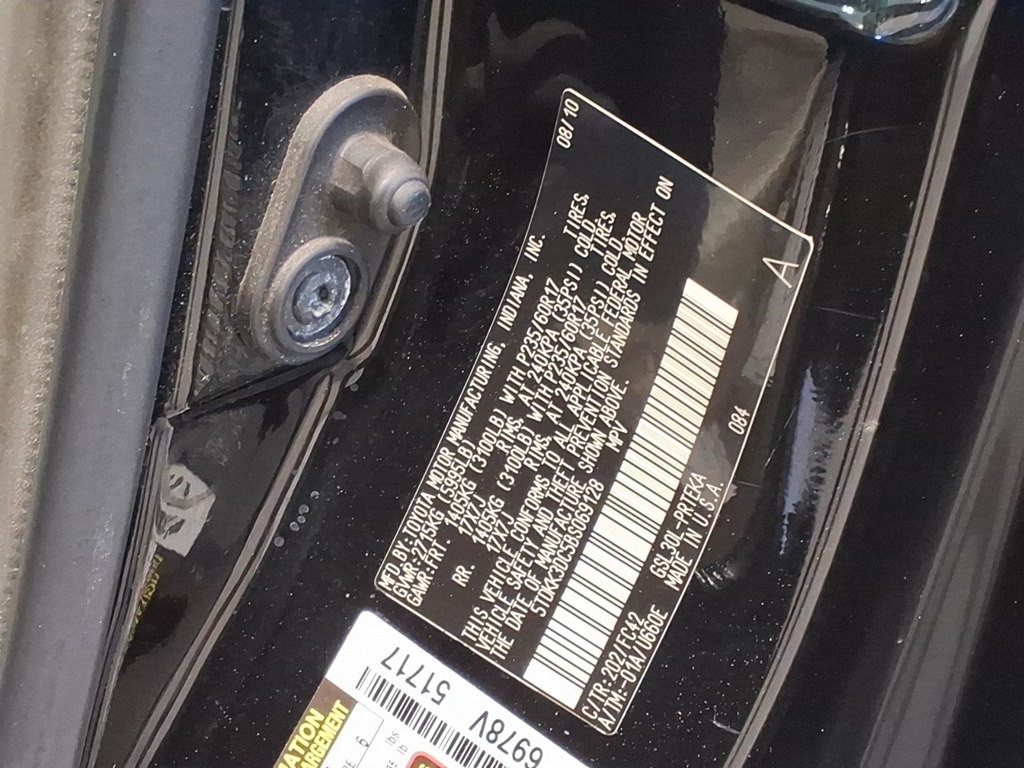 2011 Toyota Sienna Image 22
