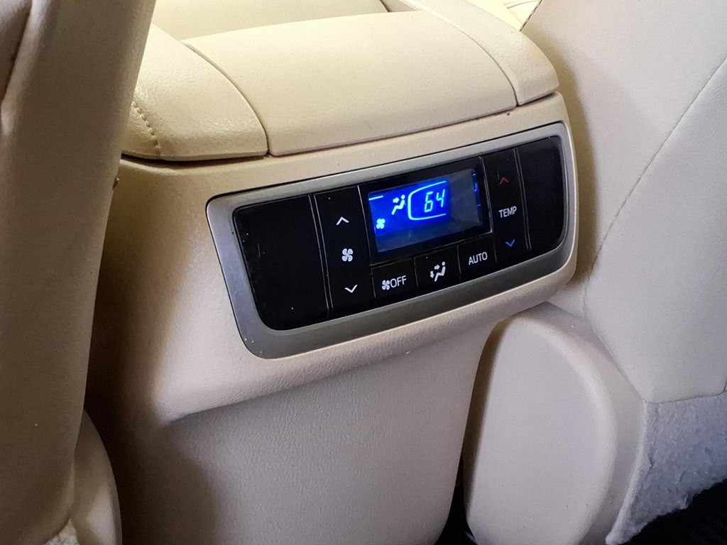 2019 Toyota Highlander Image 20