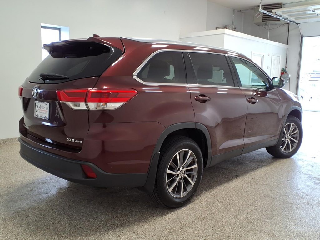 2019 Toyota Highlander Image 28