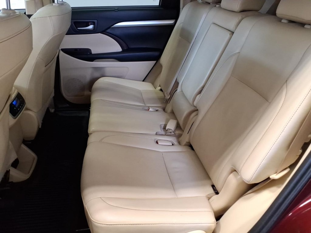 2019 Toyota Highlander Image 43