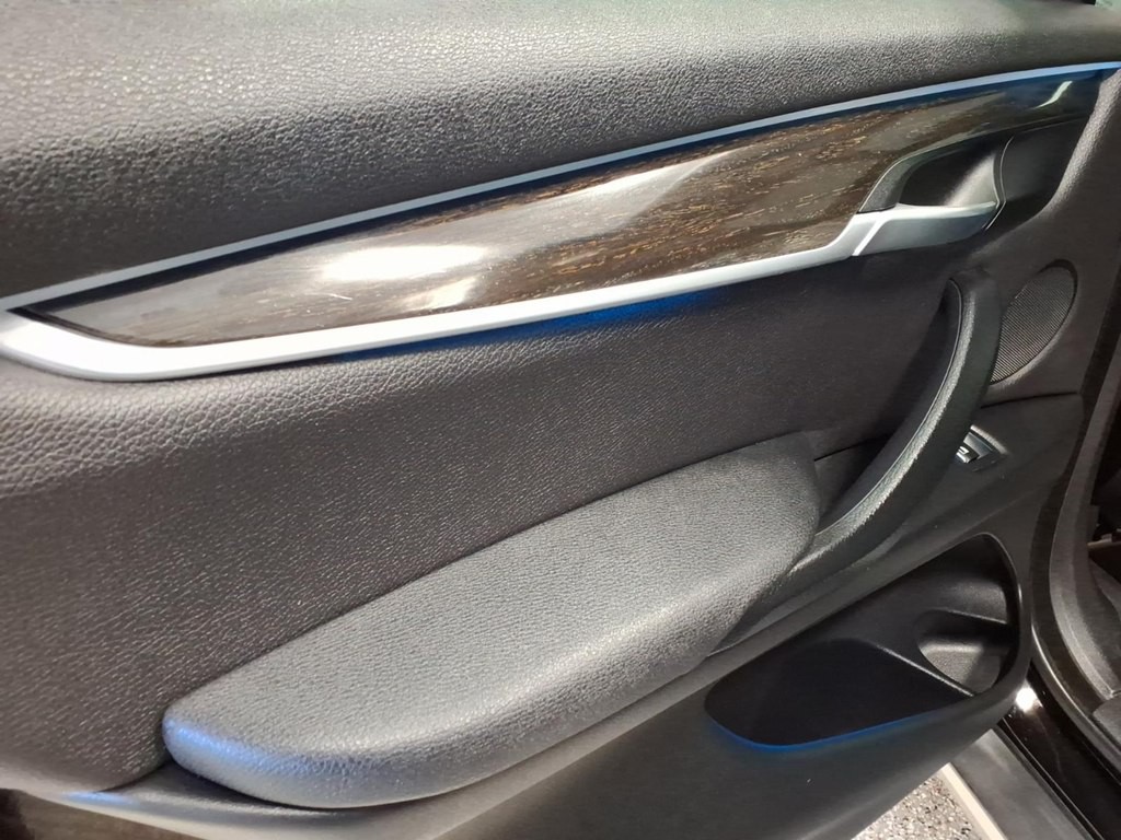 2018 BMW X5 Image 20