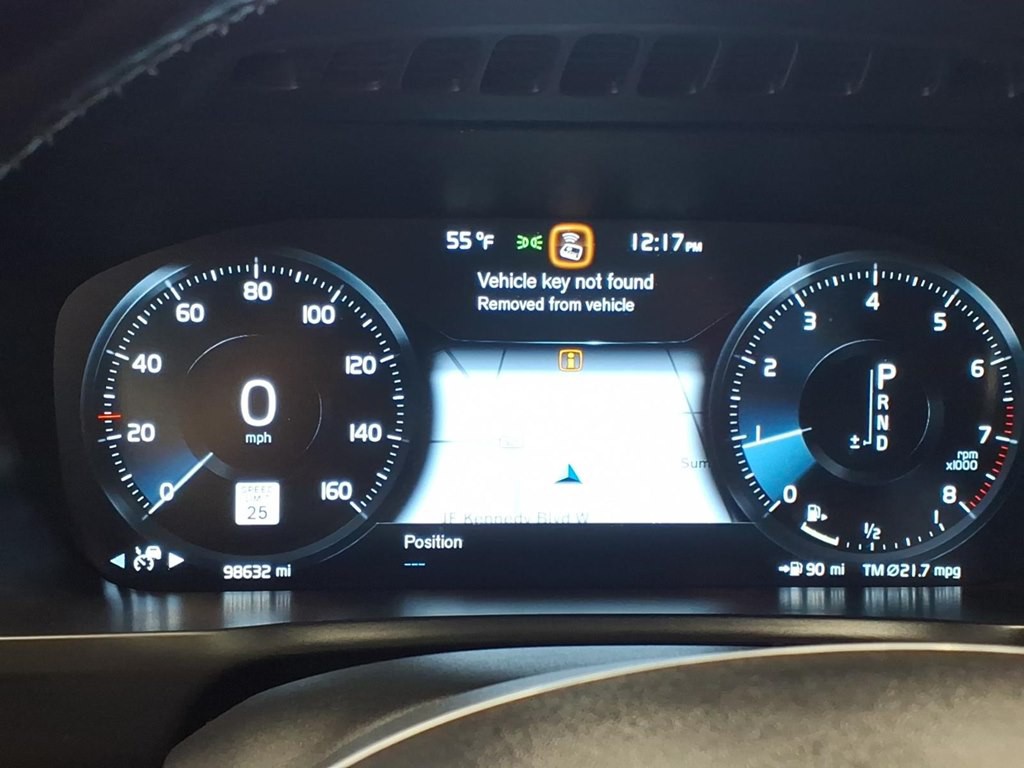 2019 Volvo XC90 Image 11