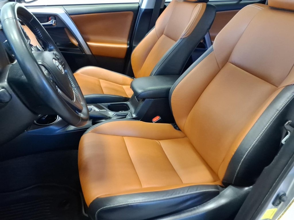 2018 Toyota Rav4 Image 21