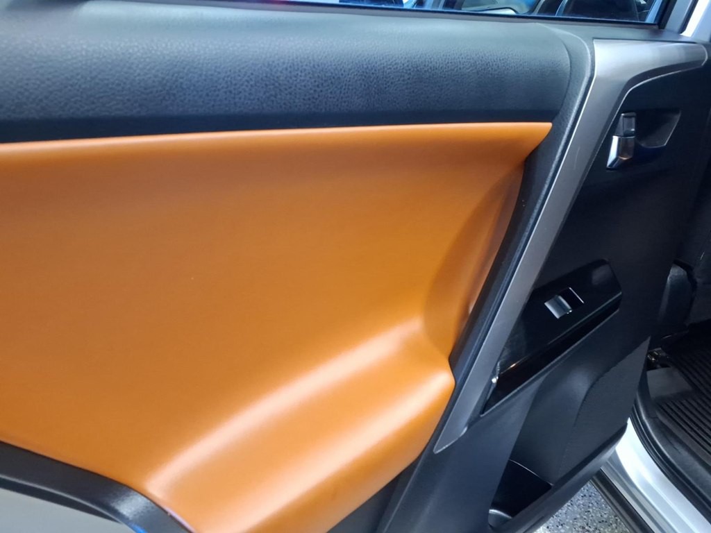 2018 Toyota Rav4 Image 23