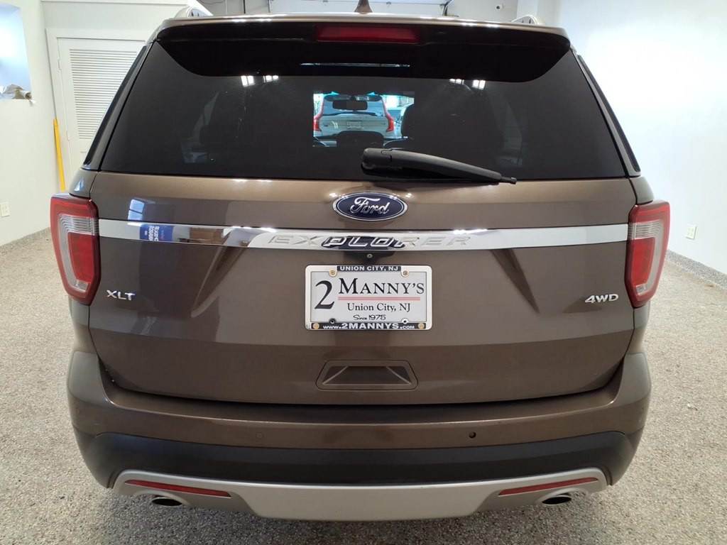2016 Ford Explorer Image 5