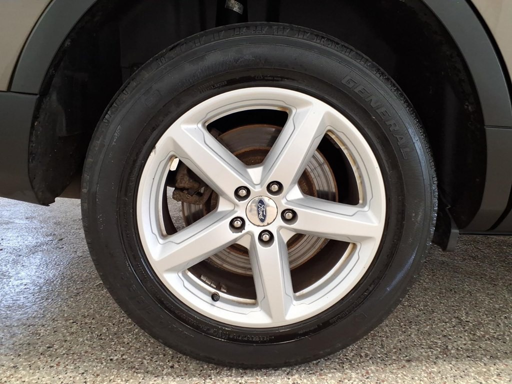 2016 Ford Explorer Image 7