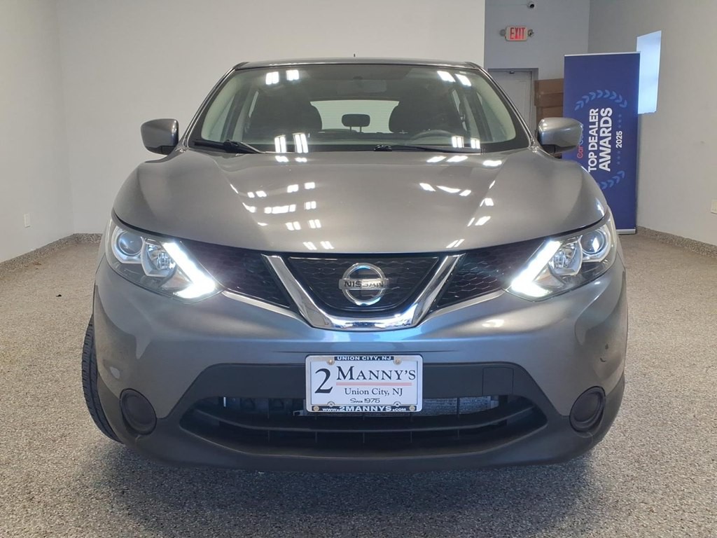 2019 Nissan Rogue Image 2