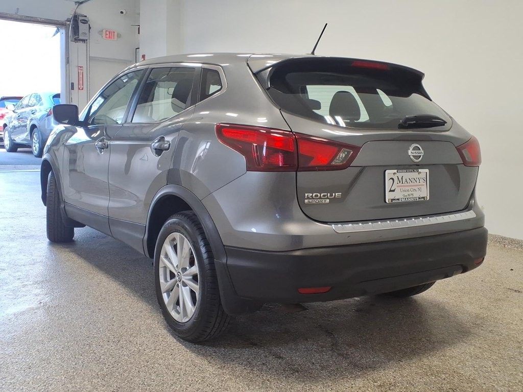 2019 Nissan Rogue Image 6