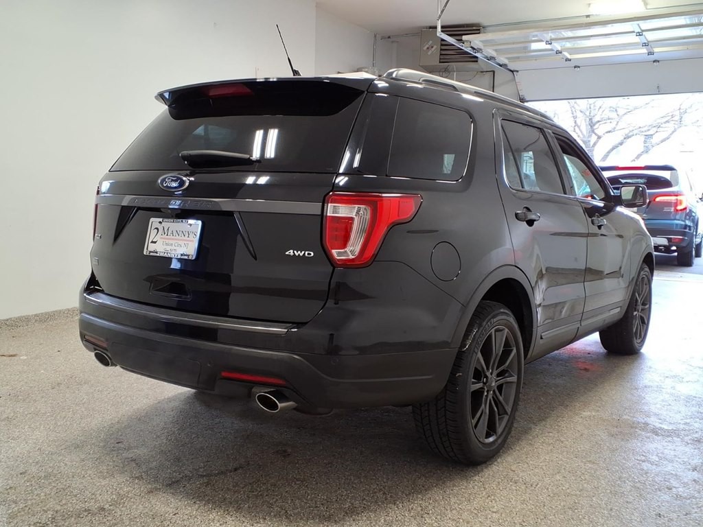 2019 Ford Explorer Image 4