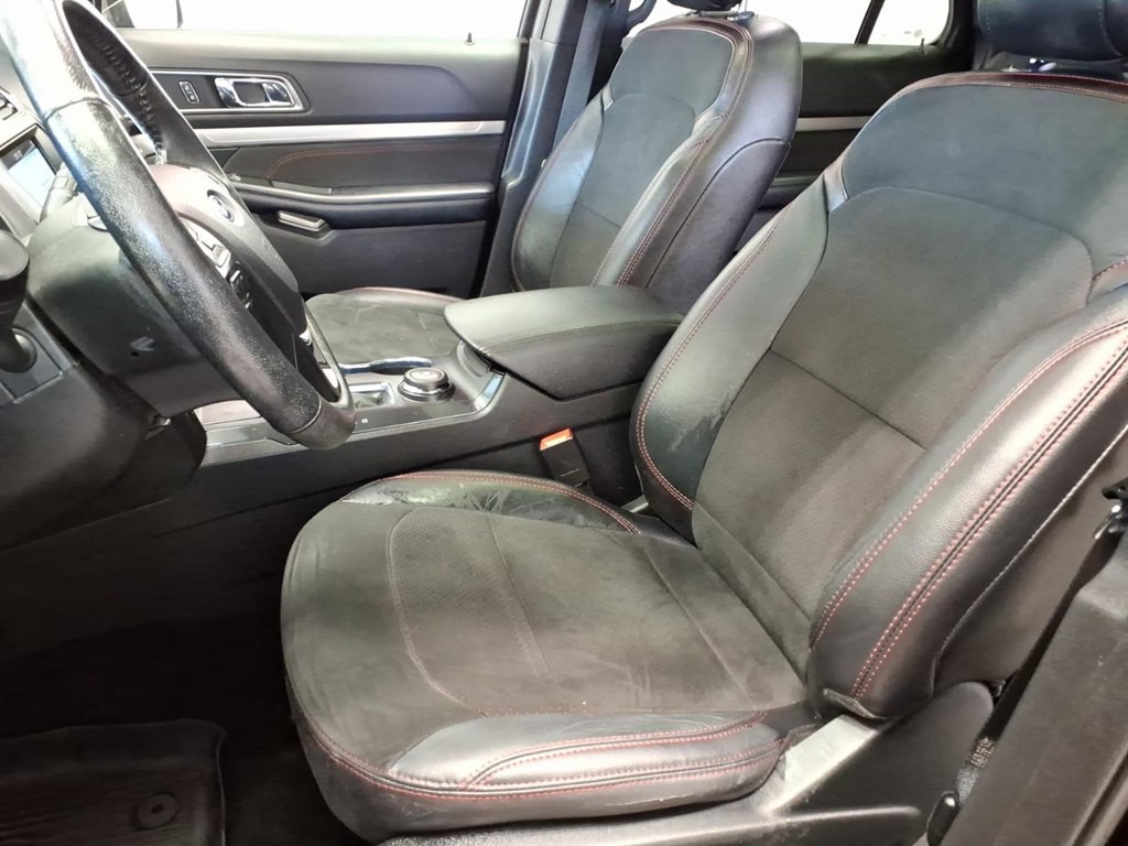 2019 Ford Explorer Image 19