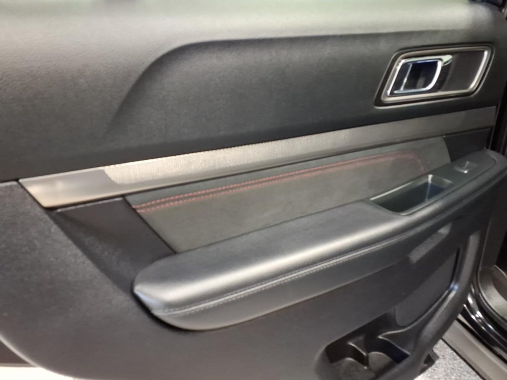 2019 Ford Explorer Image 21