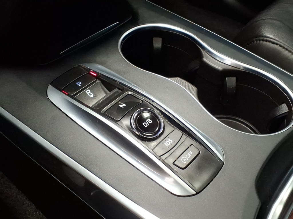 2016 Acura MDX Image 17