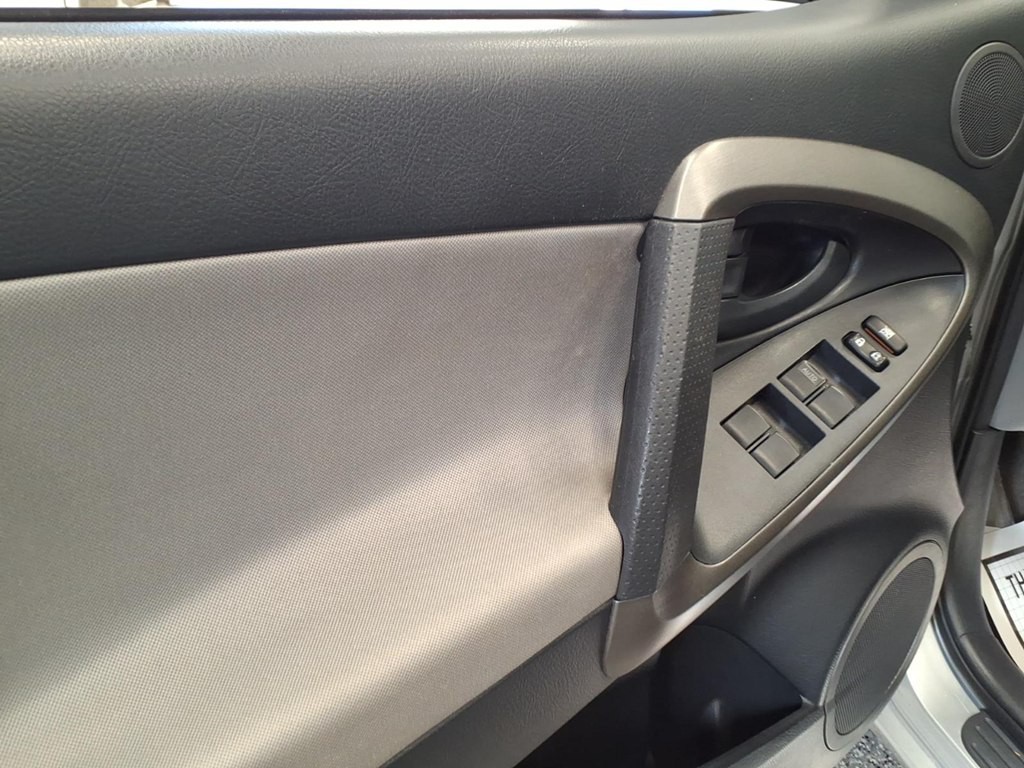 2010 Toyota Rav4 Image 8