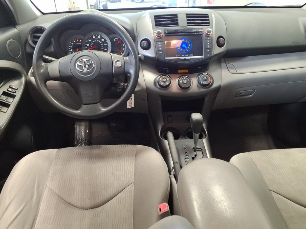 2010 Toyota Rav4 Image 9