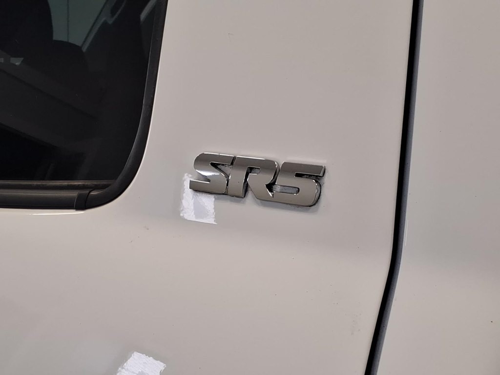 2018 Toyota Tundra Image 24