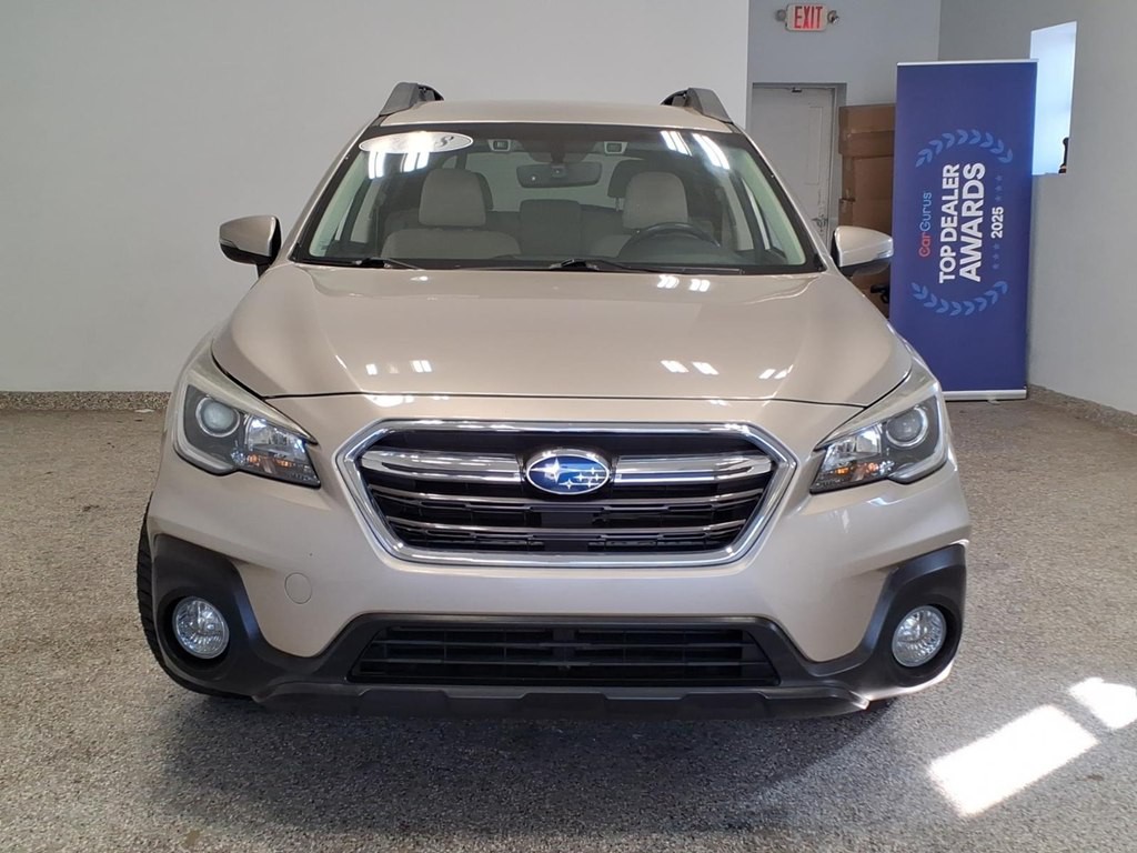 2018 Subaru Outback Image 2
