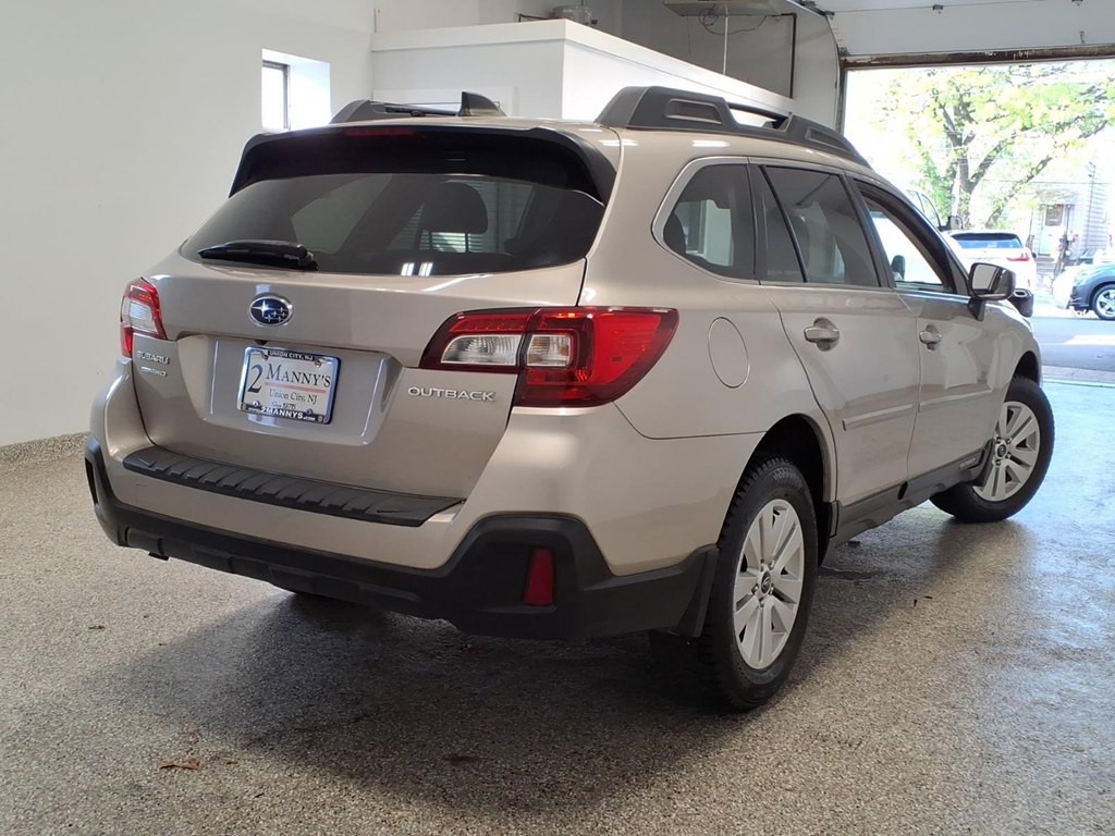 2018 Subaru Outback Image 4