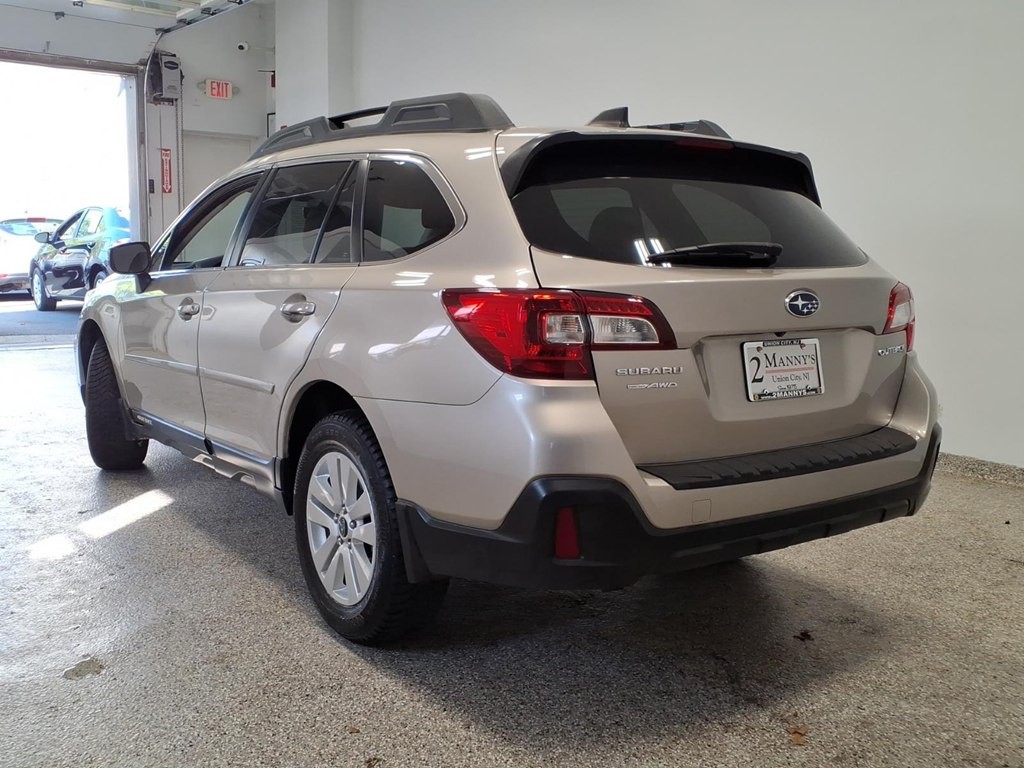 2018 Subaru Outback Image 6