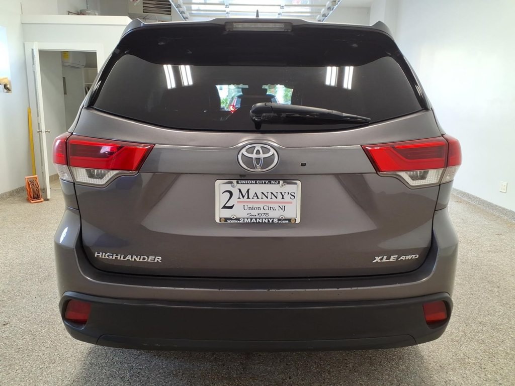 2019 Toyota Highlander Image 5