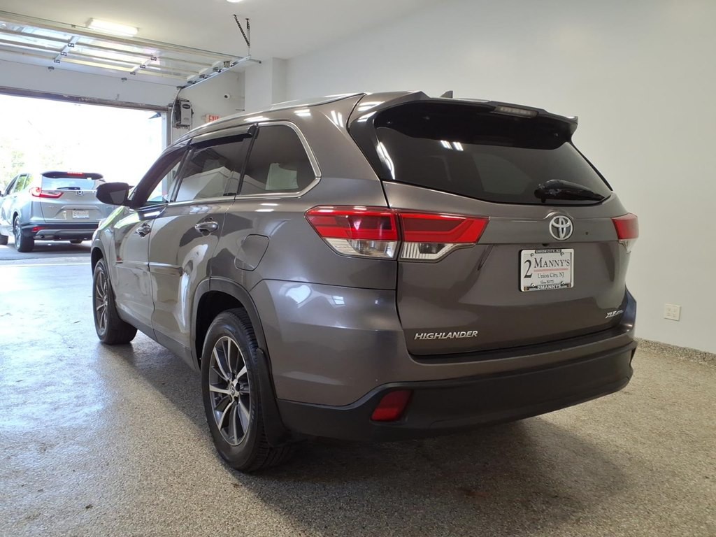 2019 Toyota Highlander Image 6