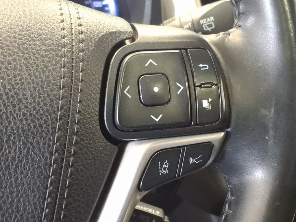 2019 Toyota Highlander Image 12