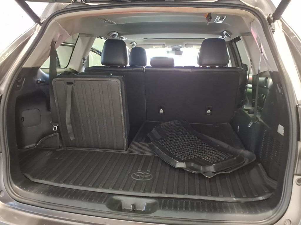 2019 Toyota Highlander Image 25