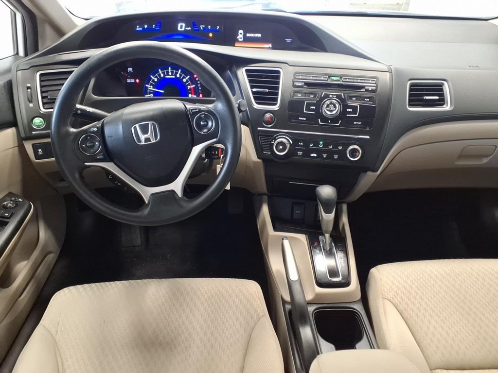2015 Honda Civic Image 9