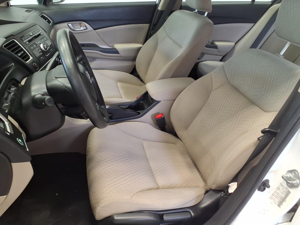 2015 Honda Civic Image 18