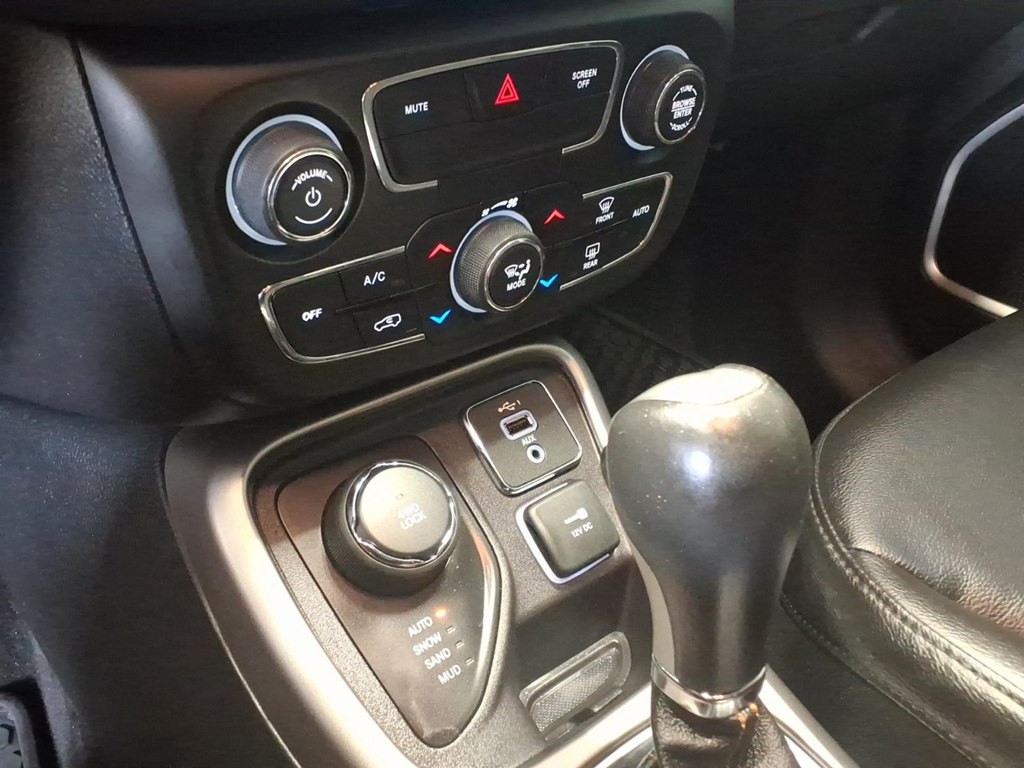 2019 Jeep Compass Image 15