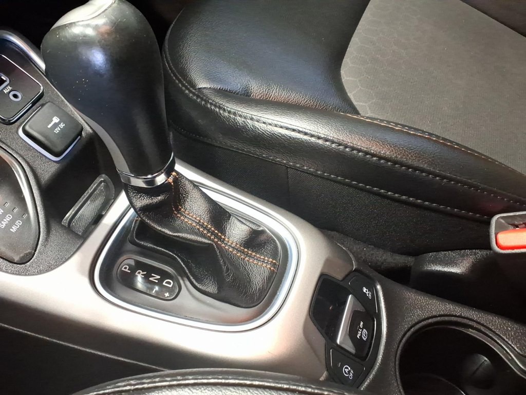 2019 Jeep Compass Image 16