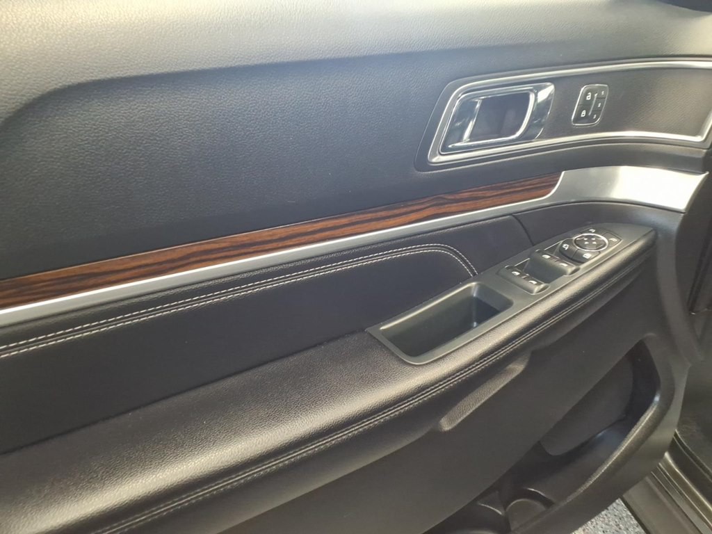 2018 Ford Explorer Image 8